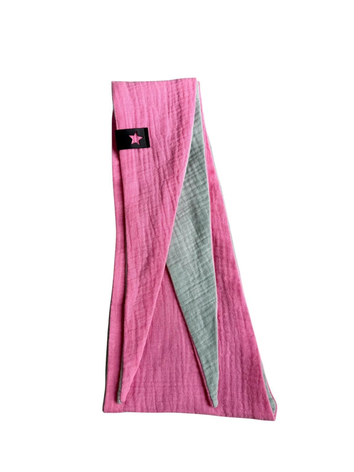 Musselin Liebe Mini Sophie Scarf in den Farben hellpink neon und salbeigrün